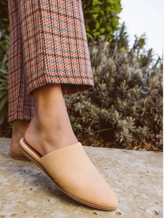 Toms Shoes - toms jutti mule leather slides blush nude pointed toe flats size 8